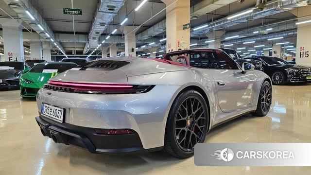 Porsche 911(992) id 4897811 из Кореи 12