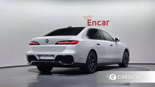 BMW 7 Series (G70) id 3590870 из Кореи 12