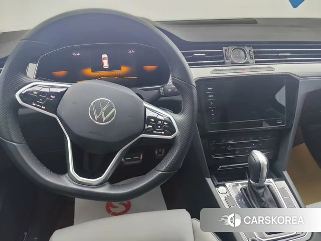 Volkswagen Magotan id 4275751 из Китая 12