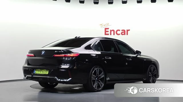 BMW 7 Series (G70) id 4725677 из Кореи 12