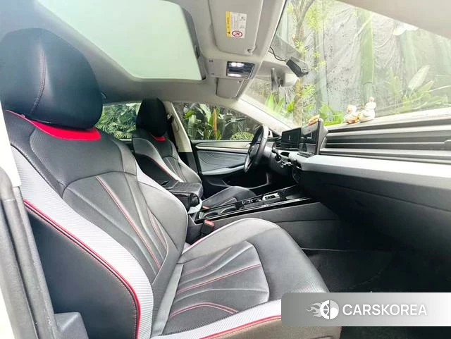 Volkswagen Lingdu 2023 Белый из Китая, фото 2