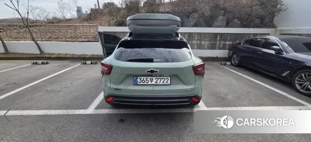 Chevrolet (GM Daewoo) Trax Crossover 2023 Зеленый из Кореи, фото 2