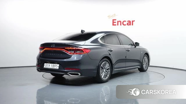 Hyundai Grandeur IG Hybrid id 3845487 из Кореи 12