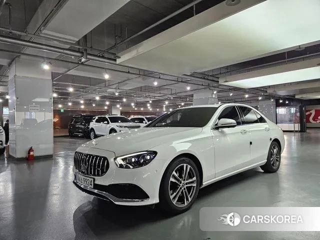 Mercedes-Benz E-Class W213 2022 Белый из Кореи, фото 5