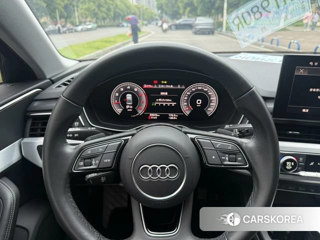 Audi A4L 2022 Темно-серый из Китая, фото 3