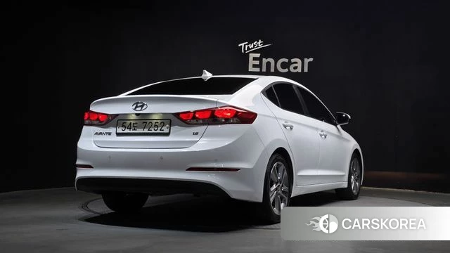 Hyundai Avante AD id 3845908 из Кореи 12