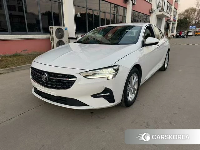 Buick Regal 2022 Белый из Китая, фото 2