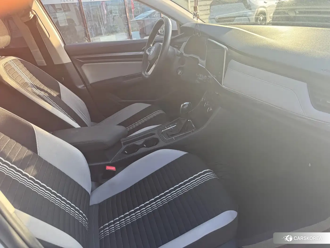 Volkswagen Bora 2023 Белый из Китая, фото 6