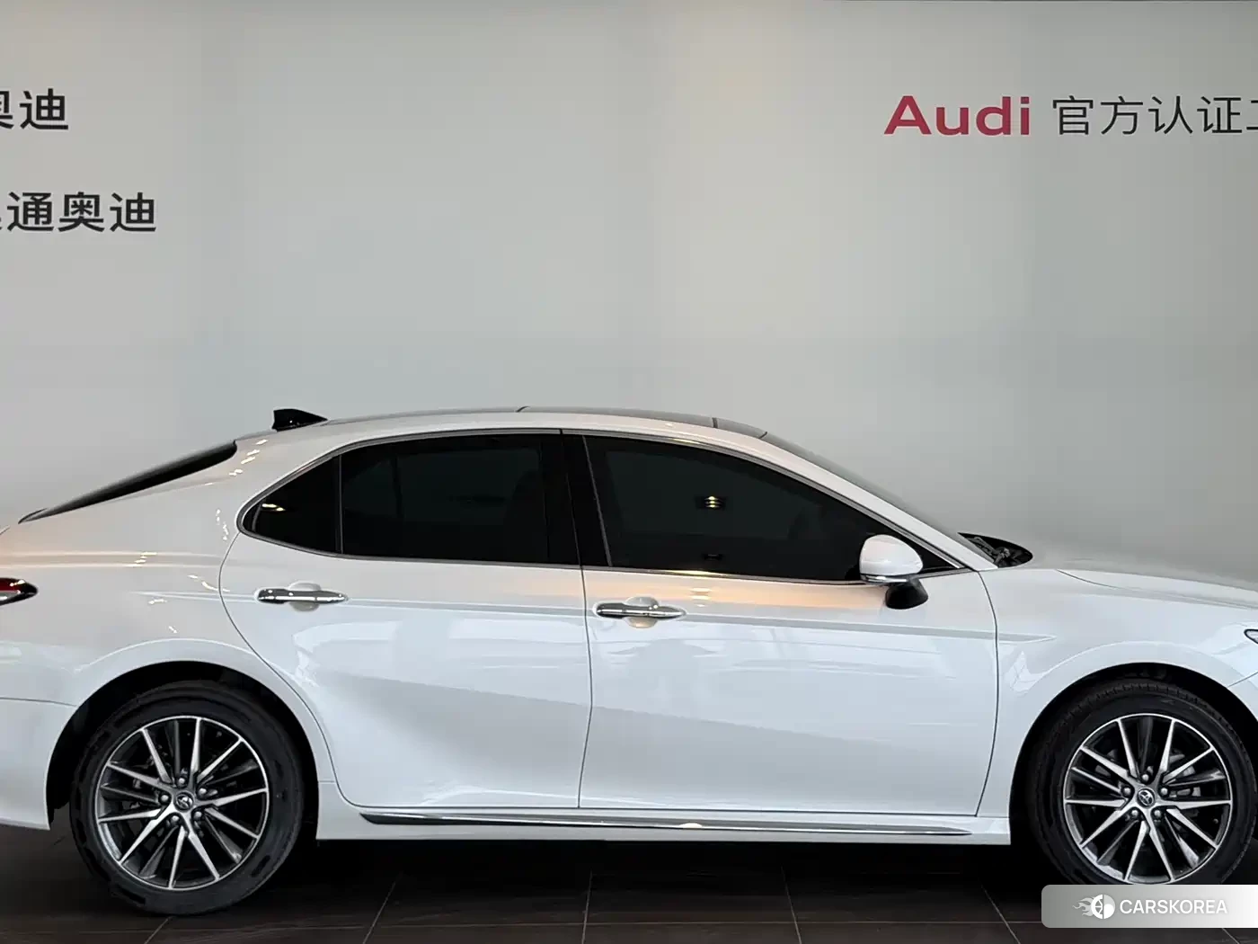 Toyota Camry id 4538798 из Китая 9