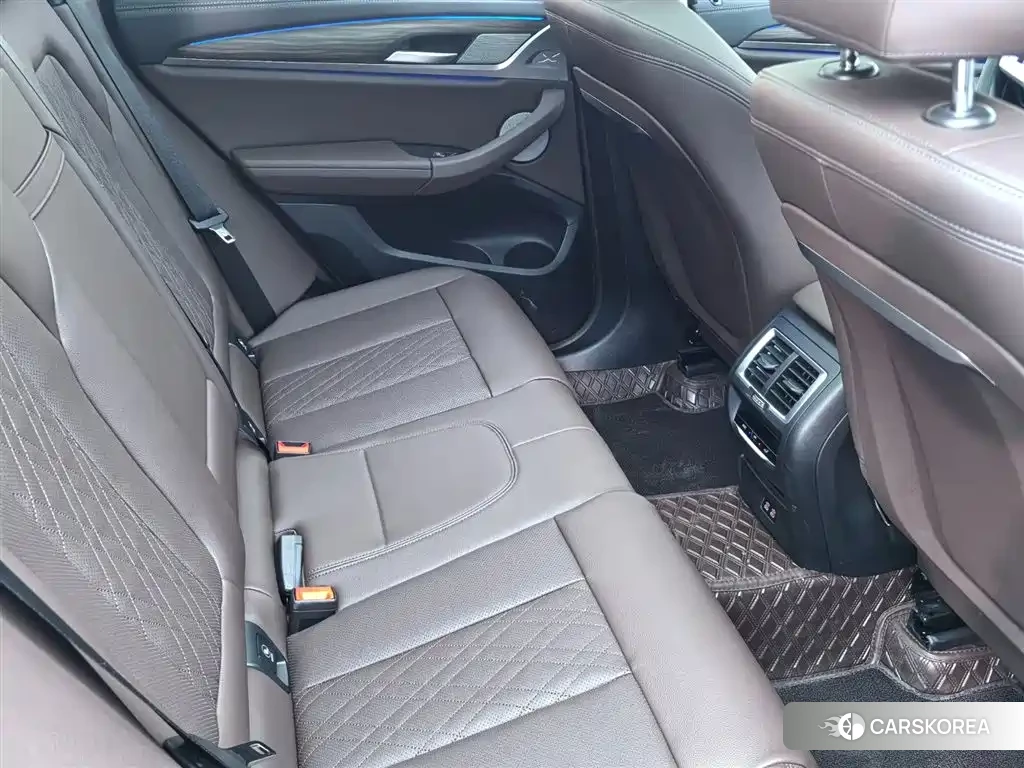 BMW X3 id 4644474 из Китая 10