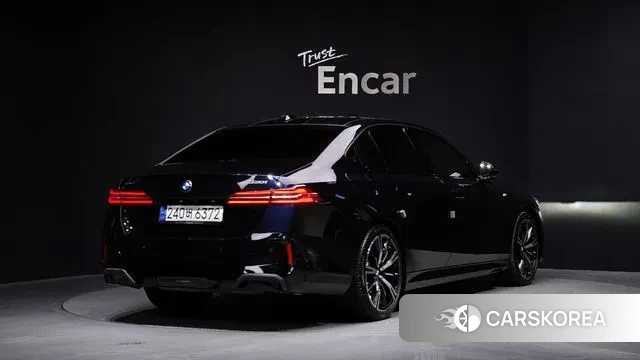 BMW 5 Series (G60) id 3576370 из Кореи 12