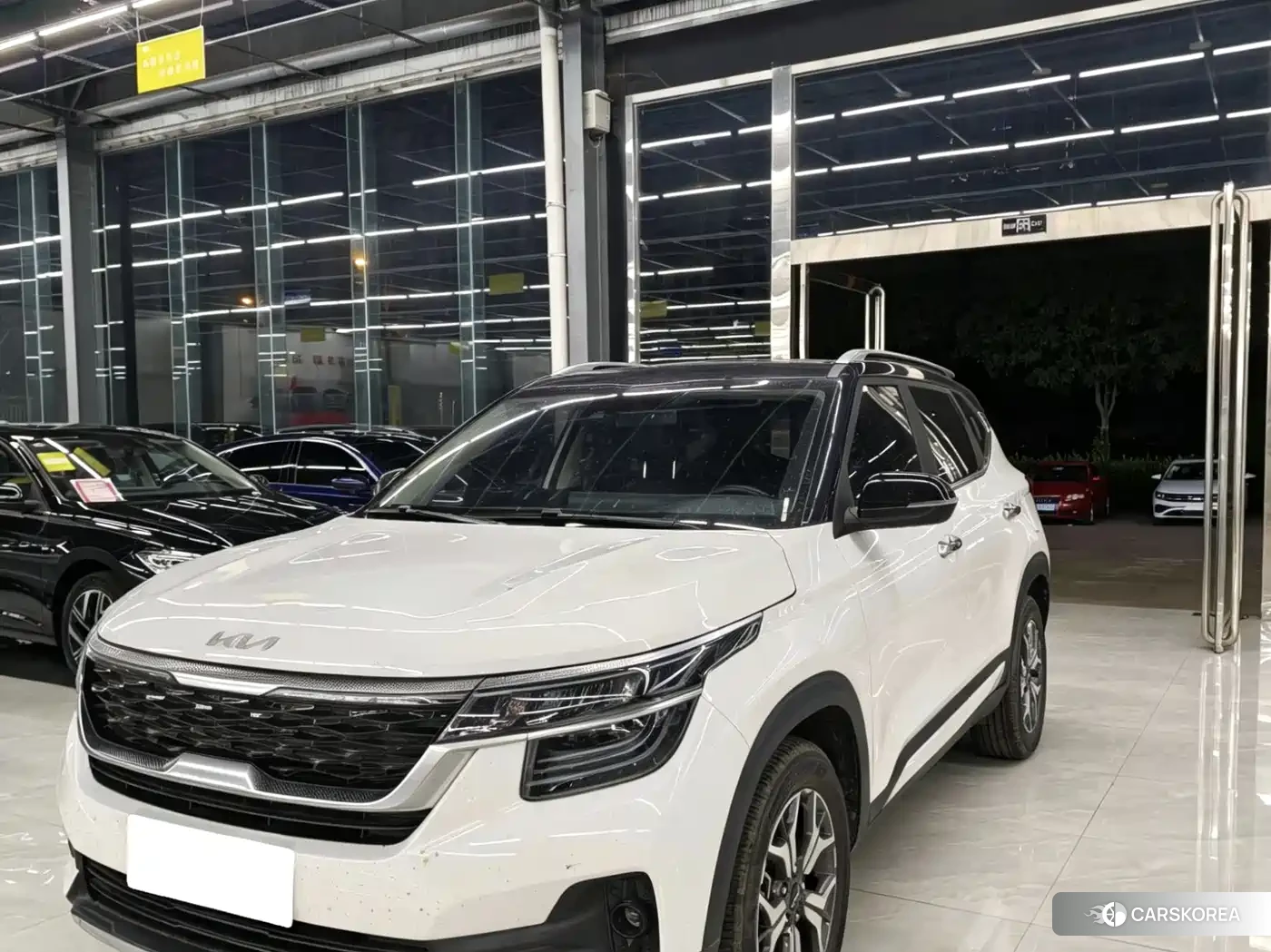 Kia KX3 proud run 2025 Белый из Китая, фото 2