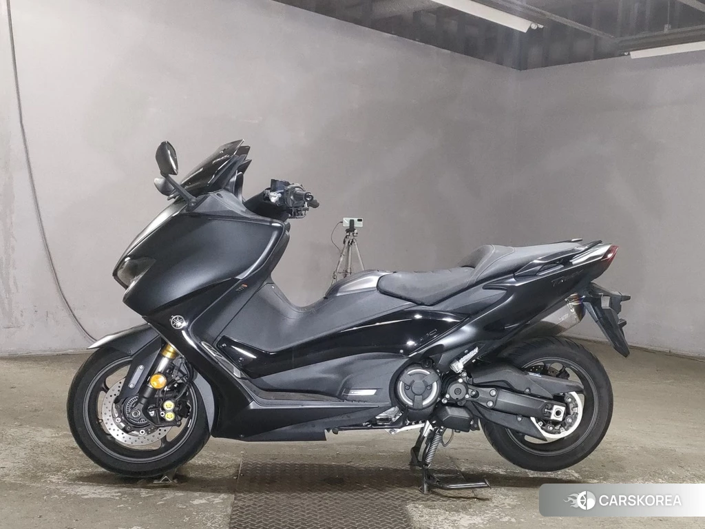 Проданный Yamaha T-MAX 560 2020 из Японии, фото 2