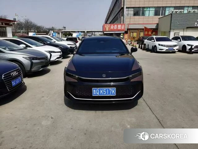 Toyota Crown SportCross 2024 Коричневый из Китая, фото 2