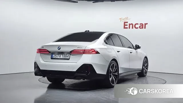 BMW 5 Series (G60) id 3605510 из Кореи 12