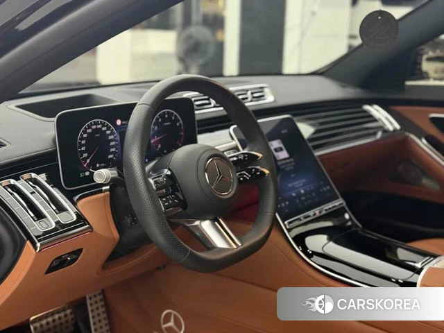 Mercedes-Benz S-class 2023 Черный из Китая, фото 4