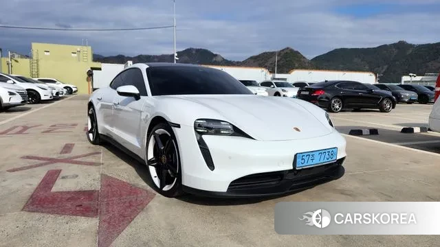 Porsche Taycan id 3477685 из Кореи 9