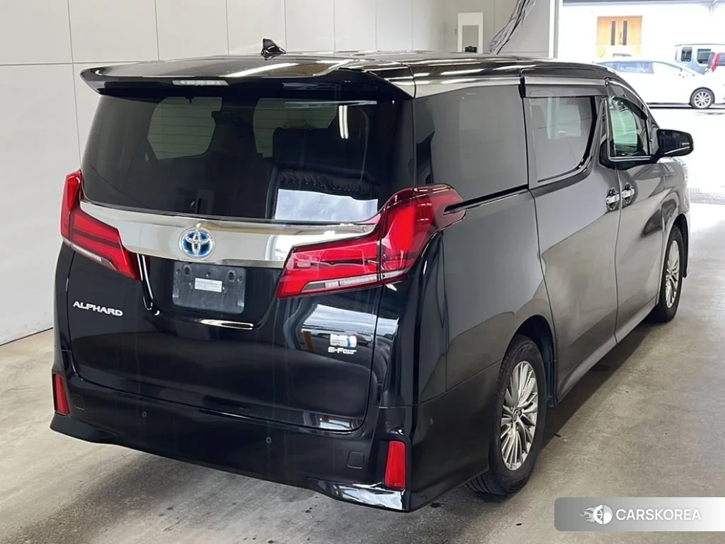 Toyota Alphard 2021 из Японии, фото 2