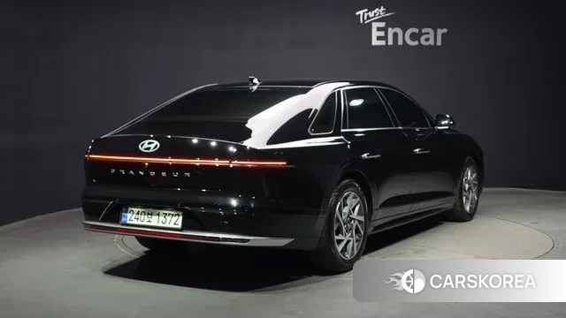 Hyundai Grandeur (GN7) id 3420558 из Кореи 12