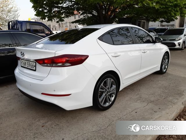 Hyundai Avante AD id 3955808 из Кореи 12