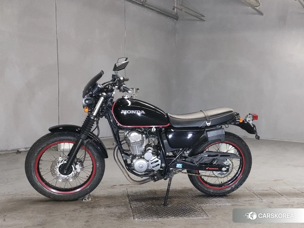 Проданный Honda CB223S 2014 из Японии