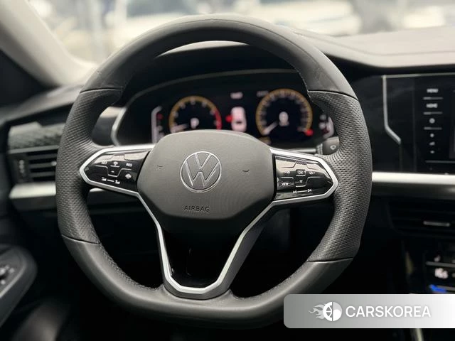 Volkswagen Passat 2023 Черный из Китая, фото 6
