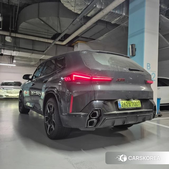 BMW XM (G09) 2025 Цвет галактики из Кореи, фото 2