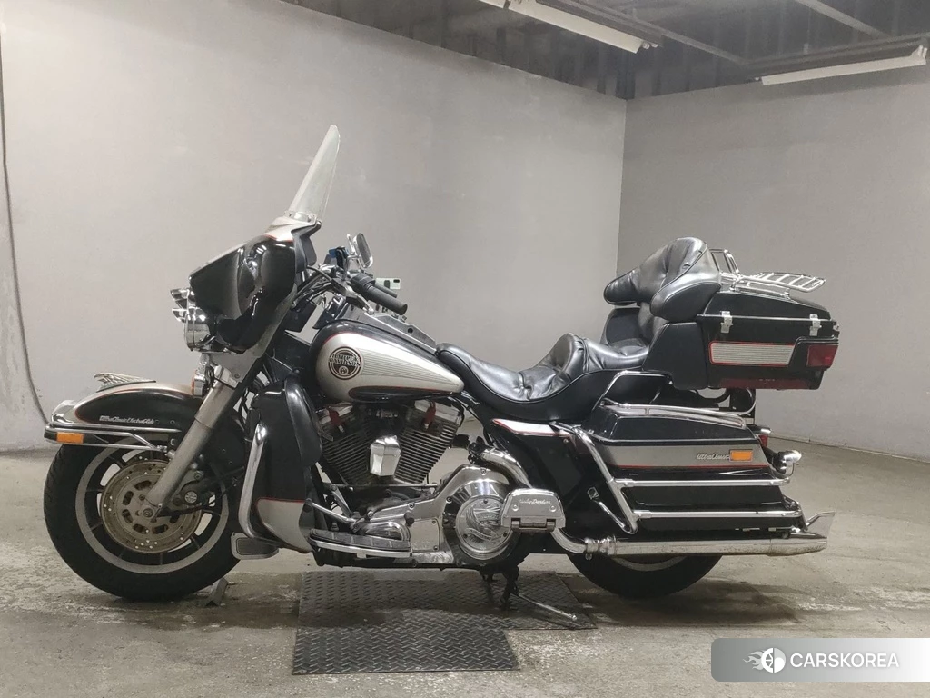 Проданный Harley-Davidson Electra Glide FLHTCU1340 2019 из Японии, фото 2
