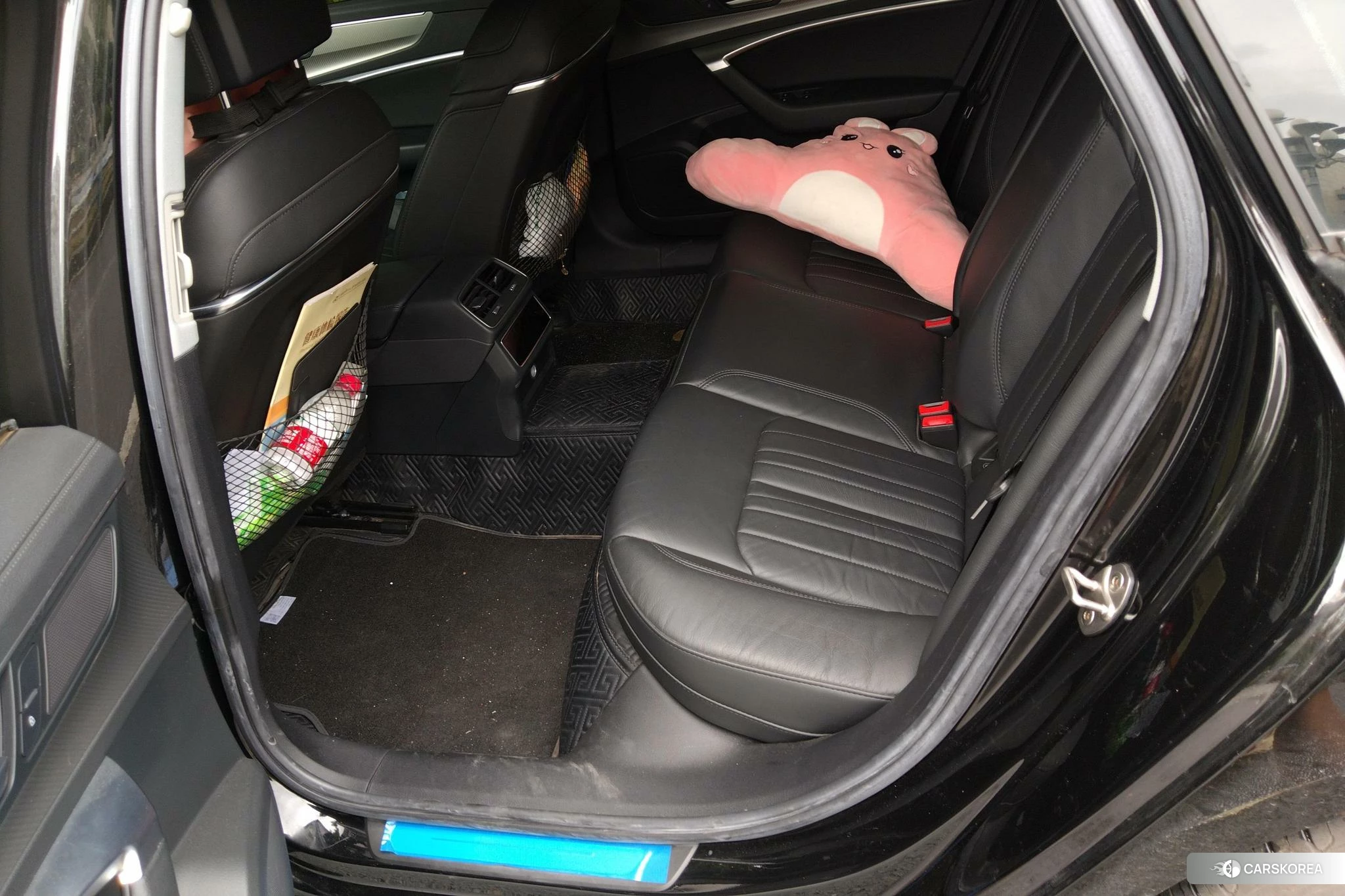 Audi A6L id 4492679 из Китая 9