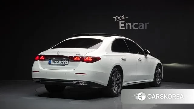 Mercedes-Benz E-Class W214 id 2888909 из Кореи 12