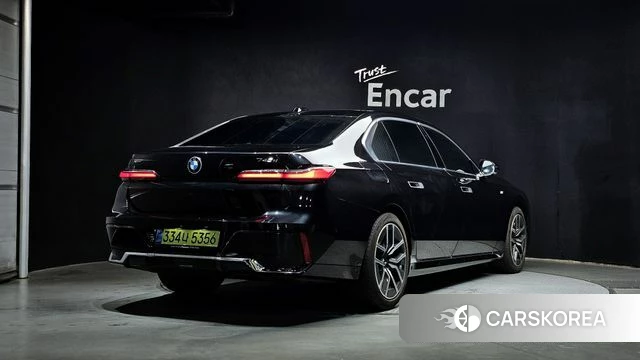 BMW 7 Series (G70) id 4505307 из Кореи 12