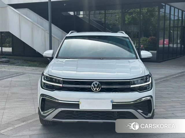 Volkswagen Tuyue 2023 Белый из Китая, фото 2