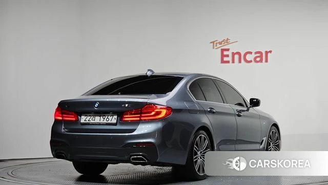 BMW 5 Series (G30) id 4331438 из Кореи 12