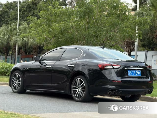 Maserati Ghibli 2018 Черный из Китая, фото 2