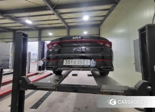 Kia K5 3rd generation 2023 Черный из Кореи, фото 2