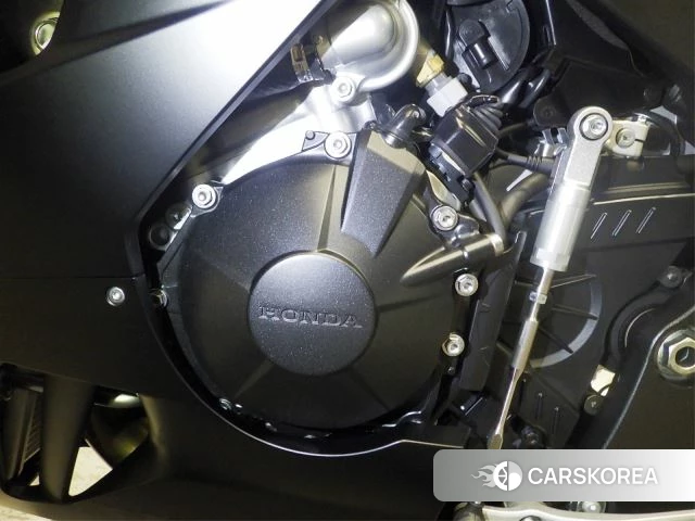 Engine photo
