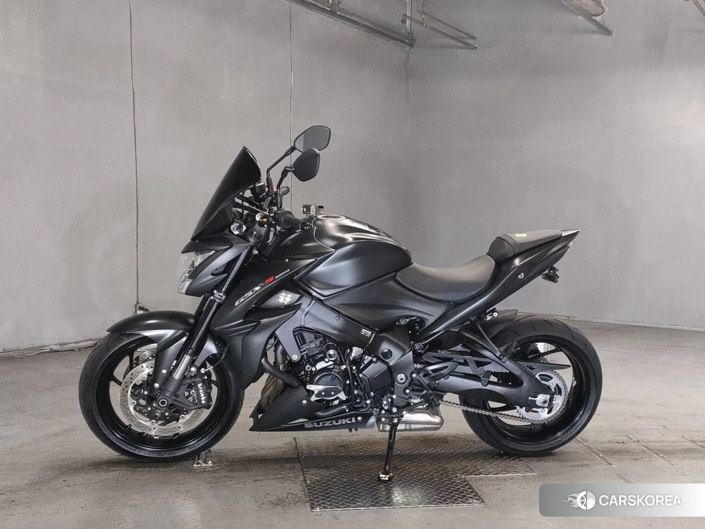Проданный Suzuki GSX-S1000 2021 из Японии, фото 2