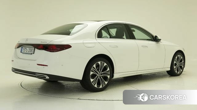 Mercedes-Benz E-Class W214 id 4879372 из Кореи 10