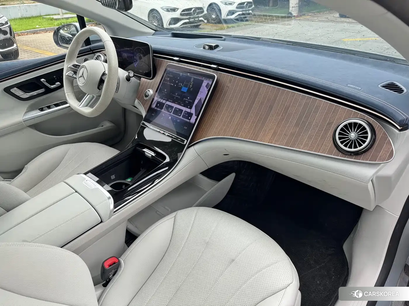 Mercedes-Benz EQE id 4565414 из Китая 11