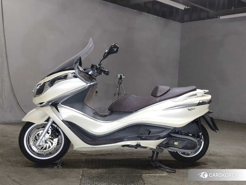 Проданный OTHER PIAGGIO X10 350 EXECUTIVE 2014 из Японии