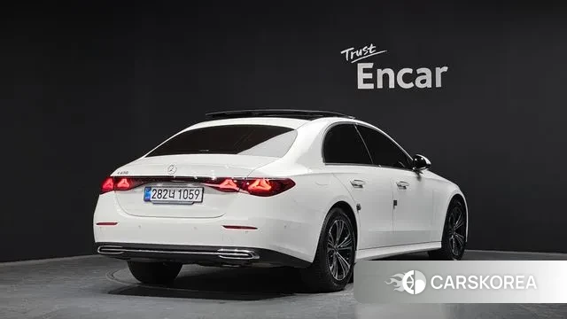 Mercedes-Benz E-Class W214 id 3769506 из Кореи 12