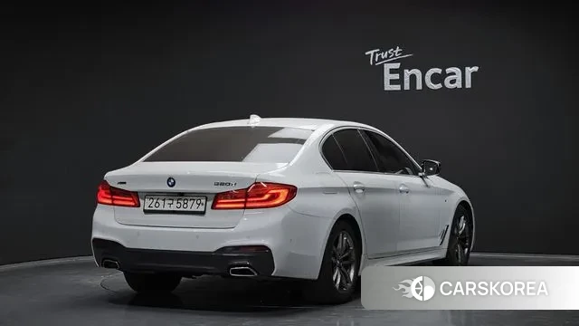 BMW 5 Series (G30) id 3547141 из Кореи 12