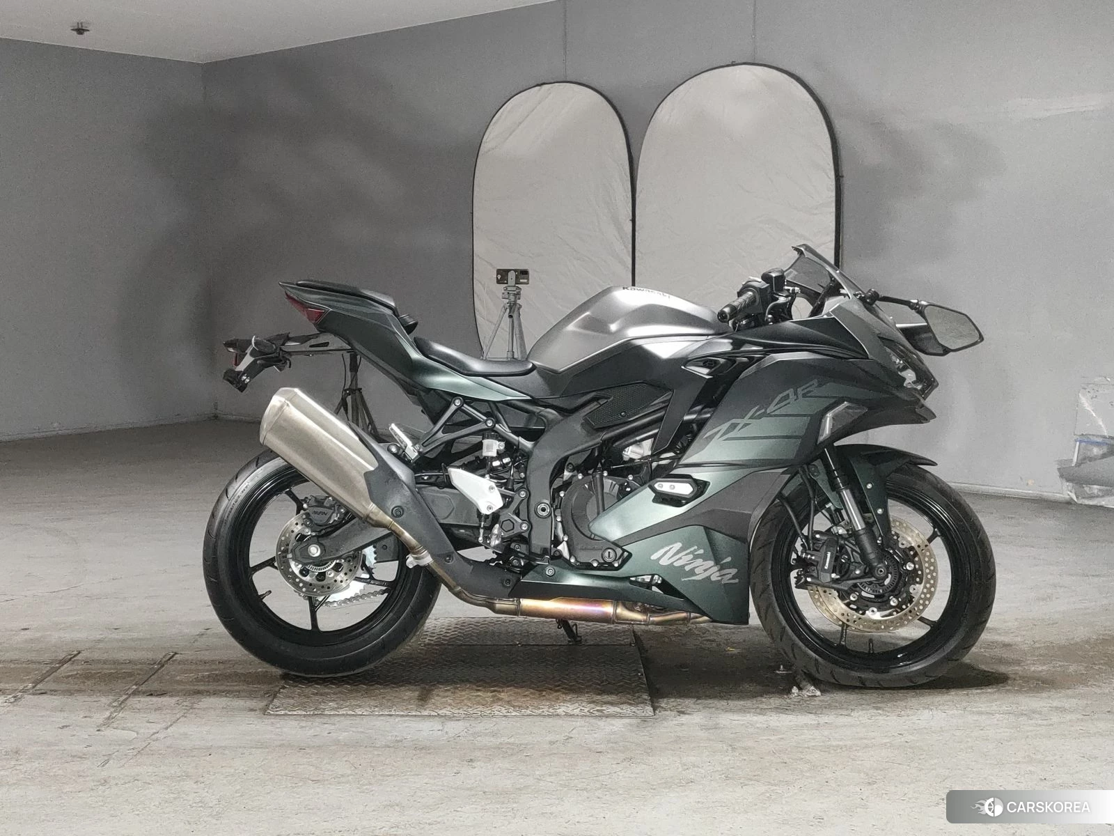OTHER NINJA ZX-4R SE 2025 из Японии