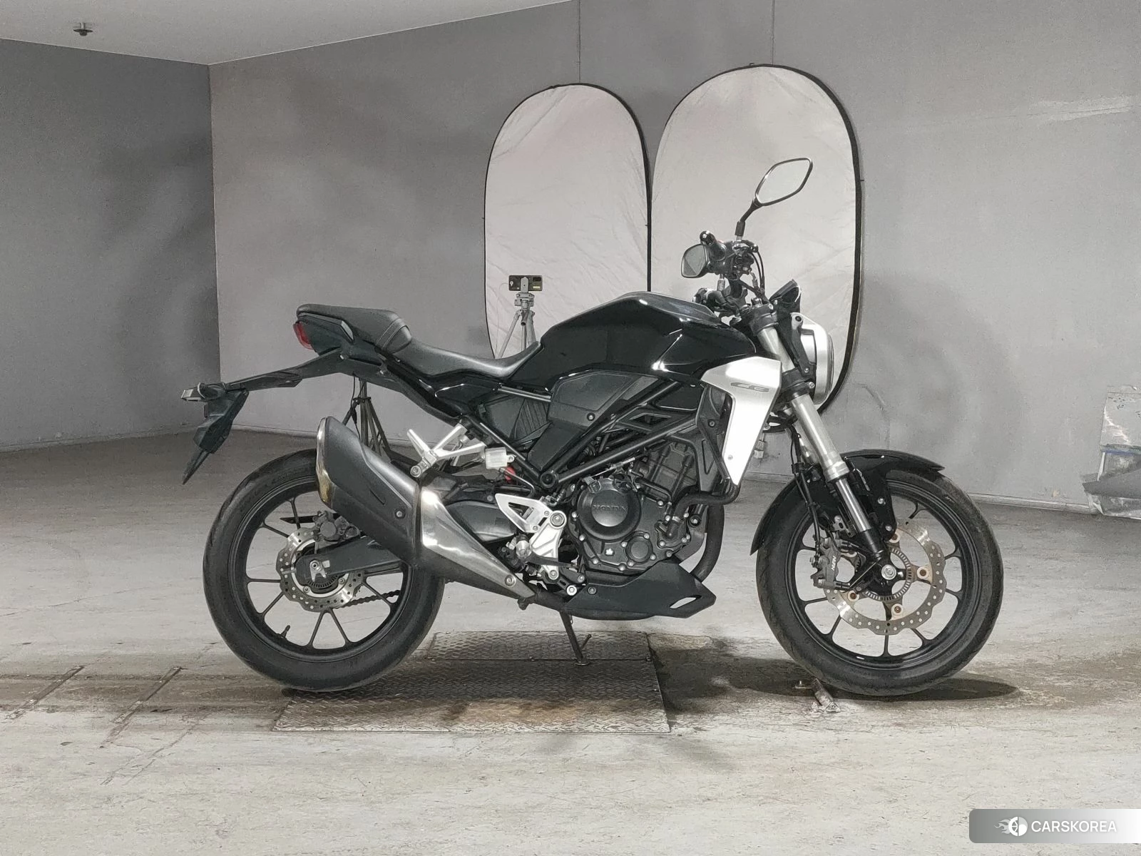 Проданный Honda CB250R id 3949849 из Японии, фото 2