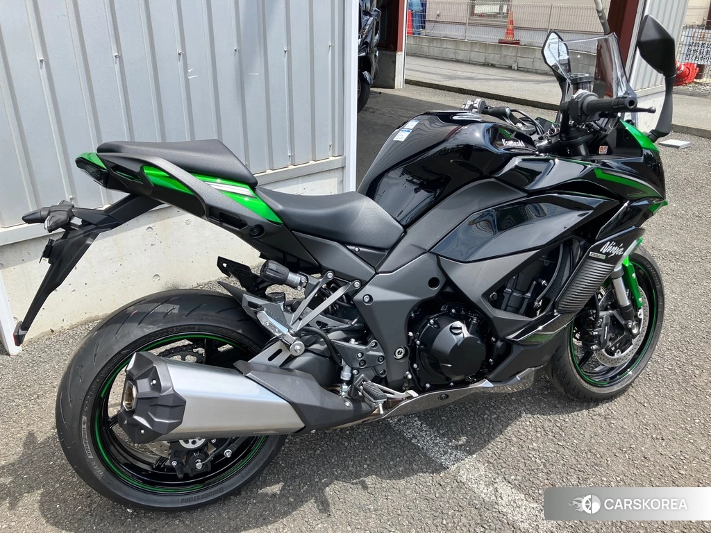 Проданный Kawasaki NINJA 1000 SX 2023 из Японии