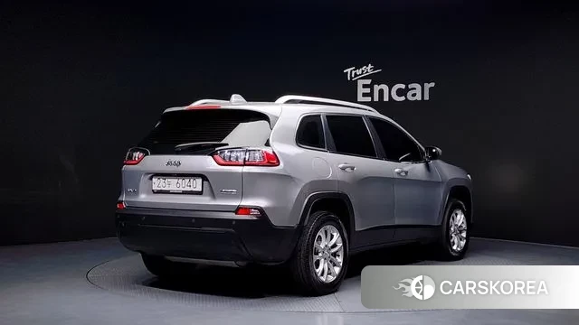 Jeep Cherokee (KL) id 3292329 из Кореи 12