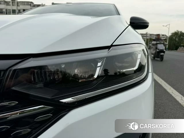 Volkswagen Lavida 2025 Белый из Китая, фото 5