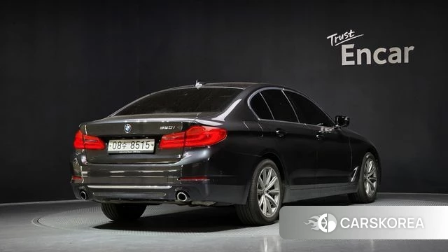 BMW 5 Series (G30) id 4397477 из Кореи 12