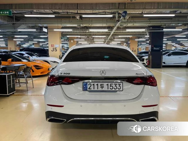 Mercedes-Benz E-Class W214 2025 Белый из Кореи, фото 2