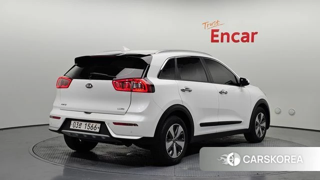 Kia Niro id 4411340 из Кореи 12
